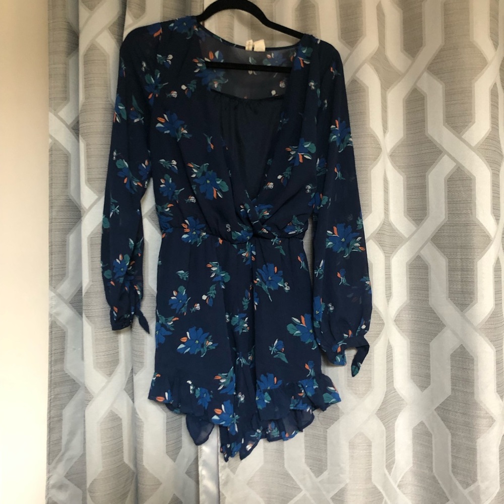 Long sleeve romper